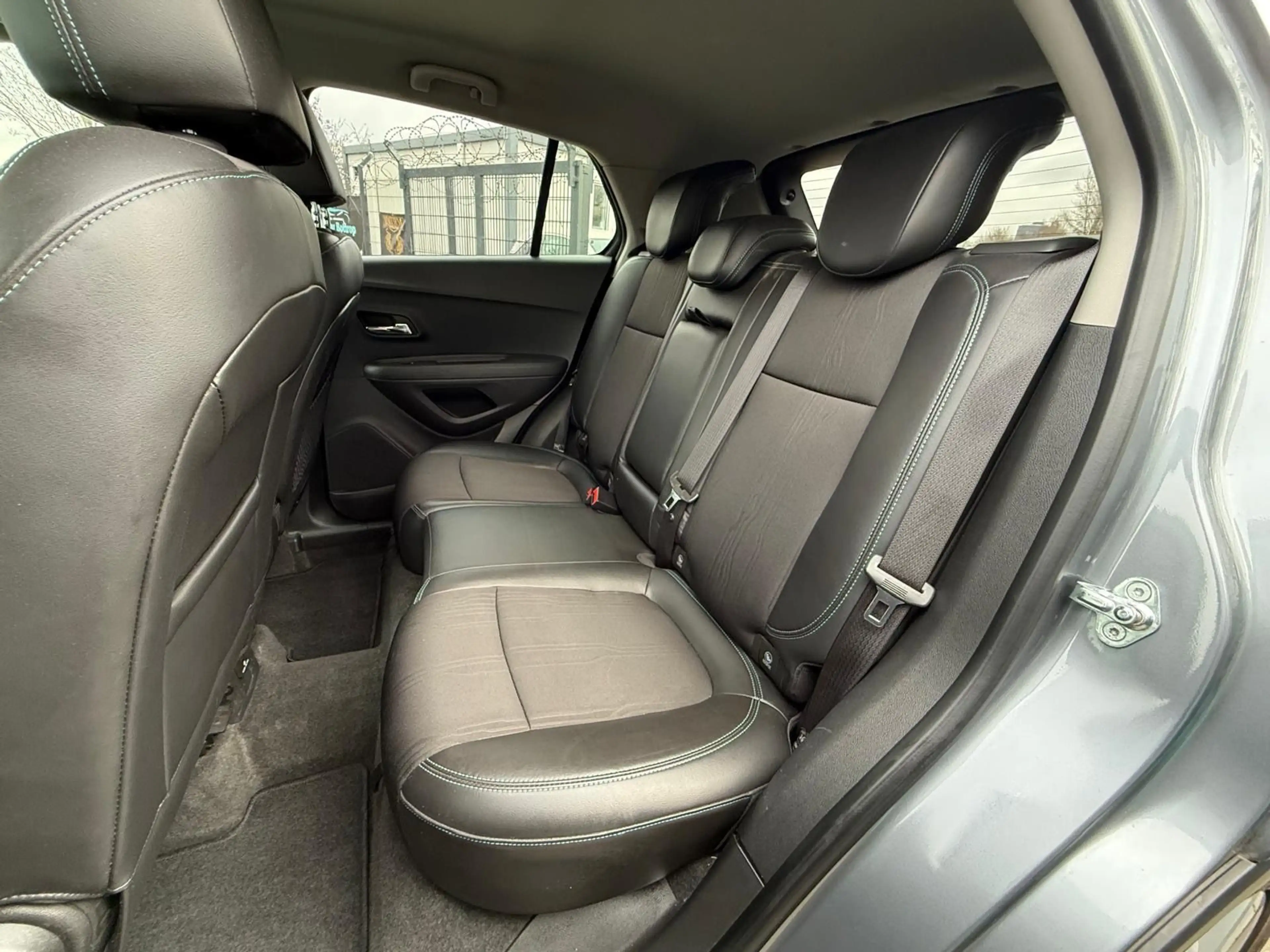 Chevrolet Trax 4x4 LT — photo 11