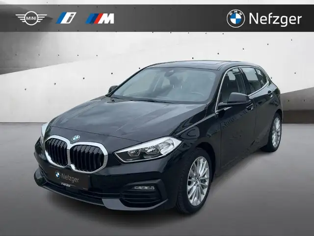 BMW 118 i PANO HUD HiFi LED PDC Lenkr.Heiz.