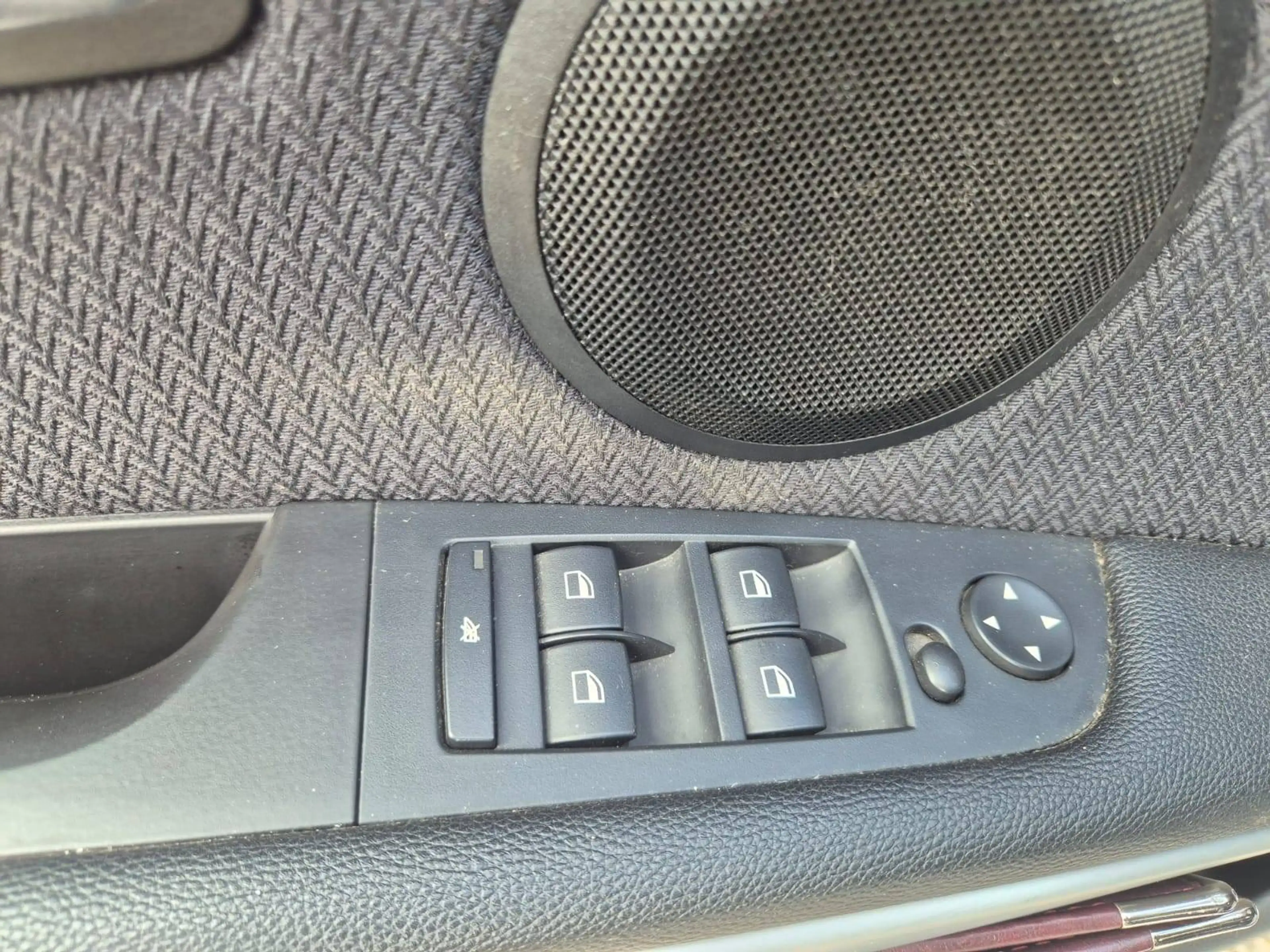 BMW 318 318i - Airco - Parkingssensoren - Zetelverwarming - Cruise Controle + Keuring - Carpass - Garantie — photo 15