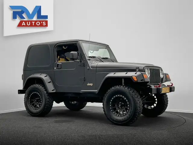 Jeep Wrangler view 12