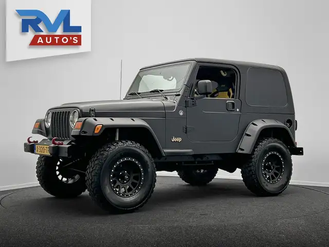 2004 Jeep Wrangler in Yellow for sale