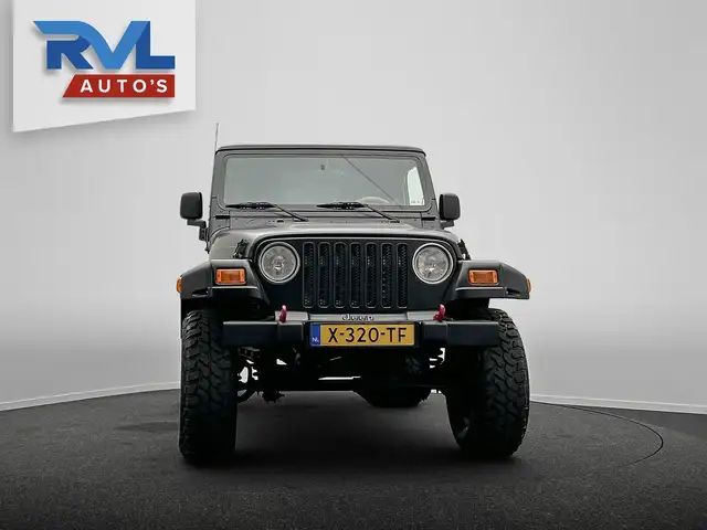 Jeep Wrangler view 13