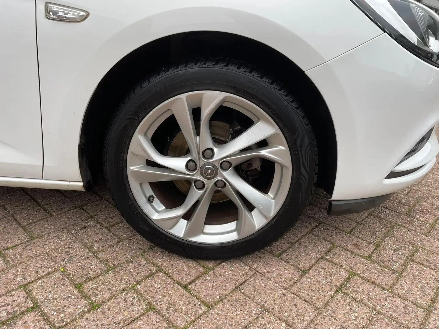 Opel Astra Innovation Wit - 2