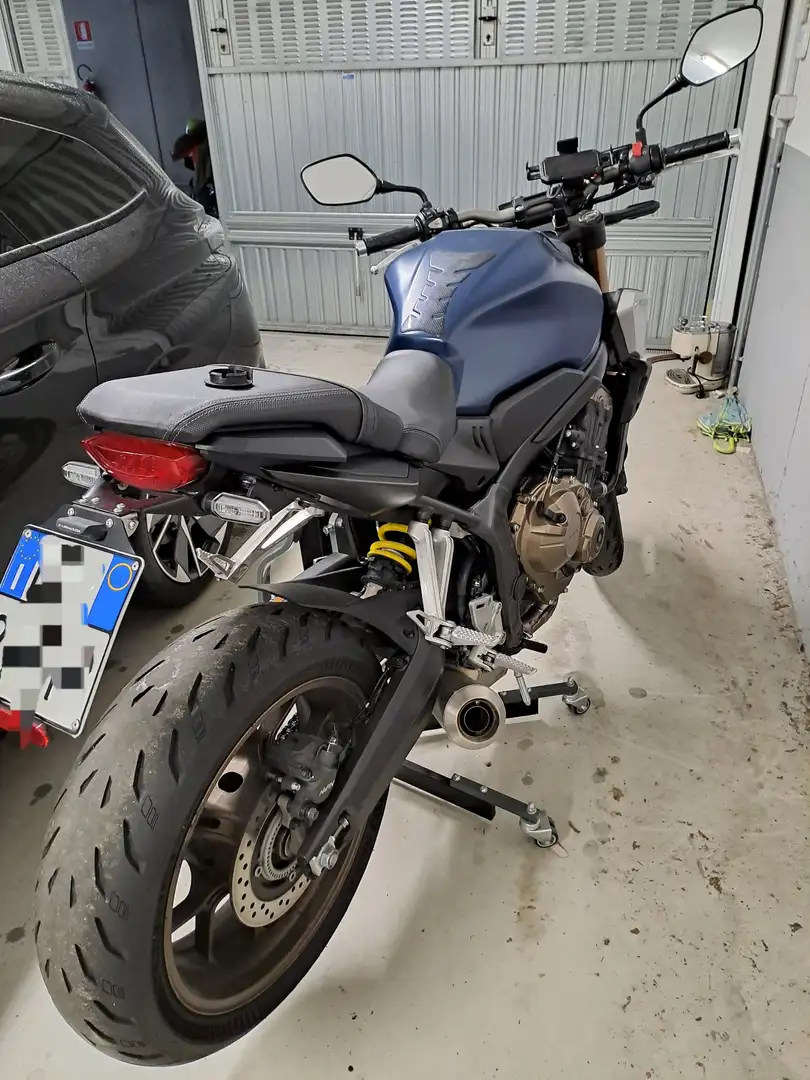 Honda CB 650 Modrá - 2