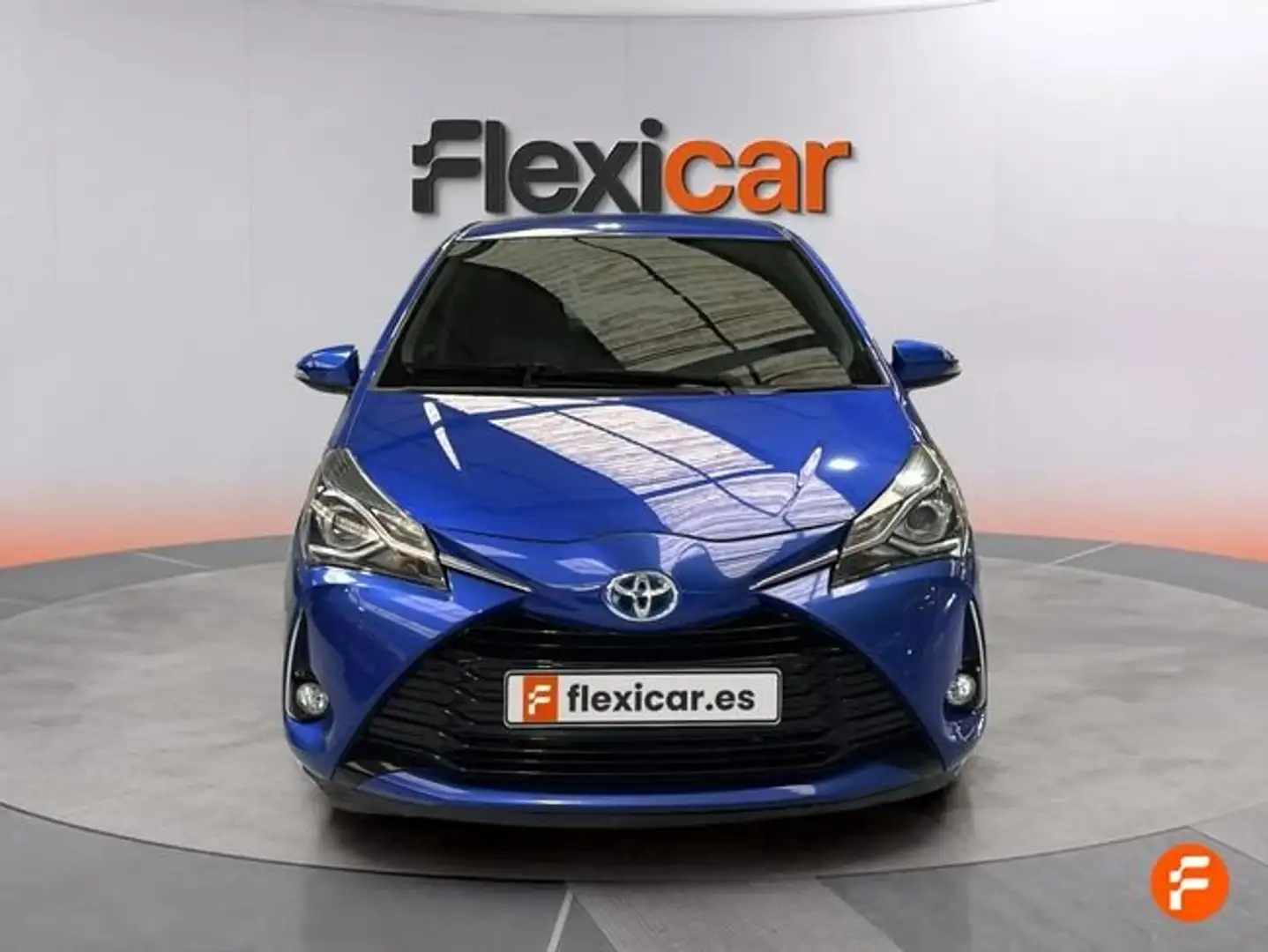 Toyota Yaris 100H 1.5 Active Azul - 2