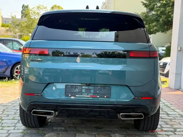 Land Rover Range Rover Sport view 6