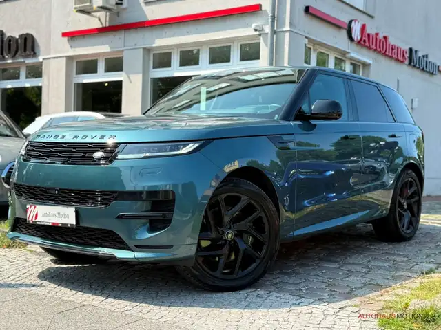 Land Rover Range Rover Sport view 2
