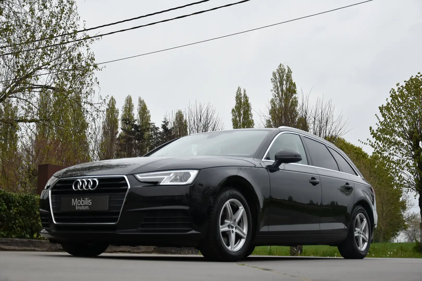Audi A4 Break 2.0 TDi Business Automaat/Full-Led/Leder/Nav Noir - 2