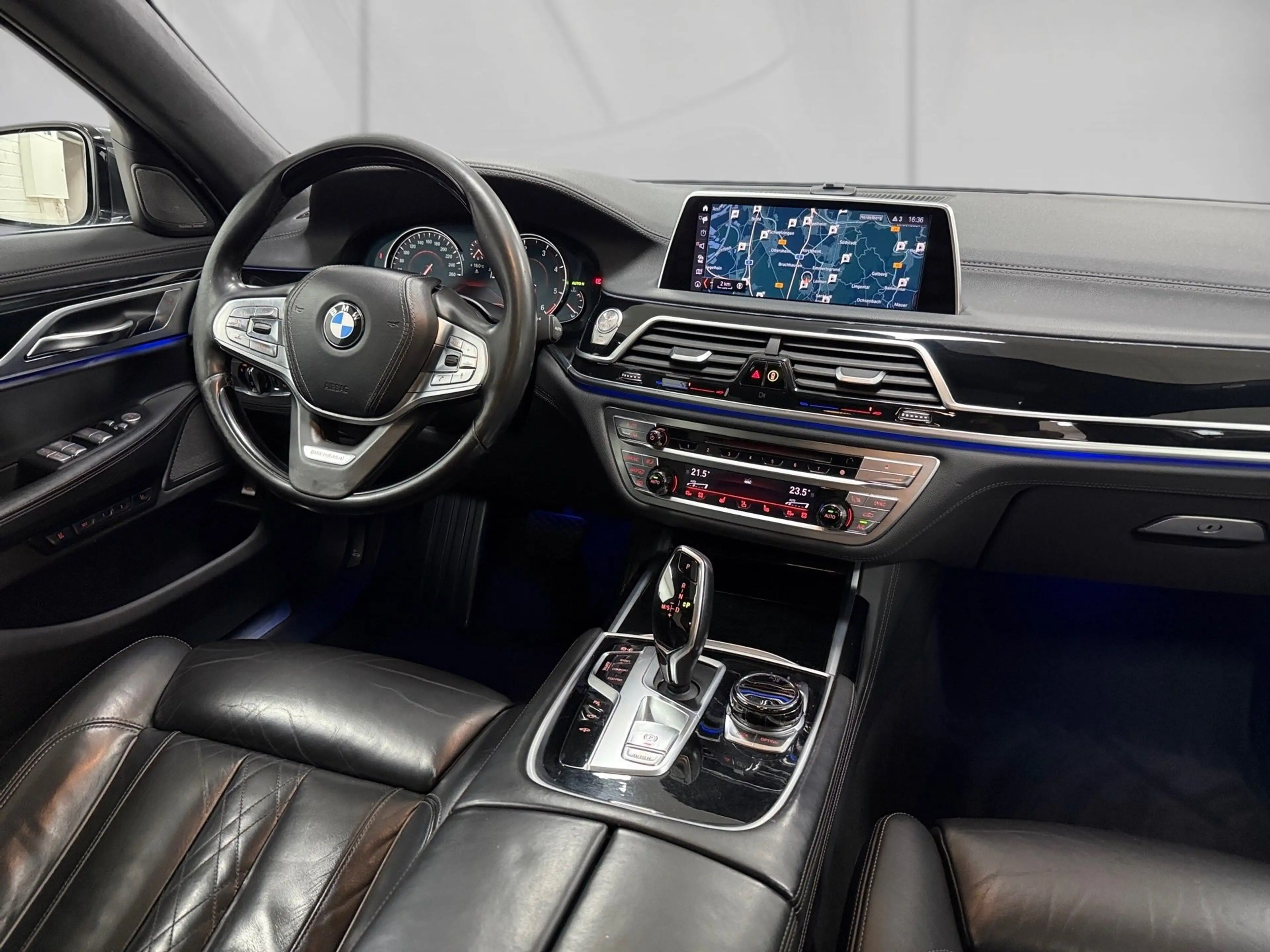 BMW 740 d xDrive*360*HUD*SOFTCL*ACC*MASSAGE*H&K* — photo 8