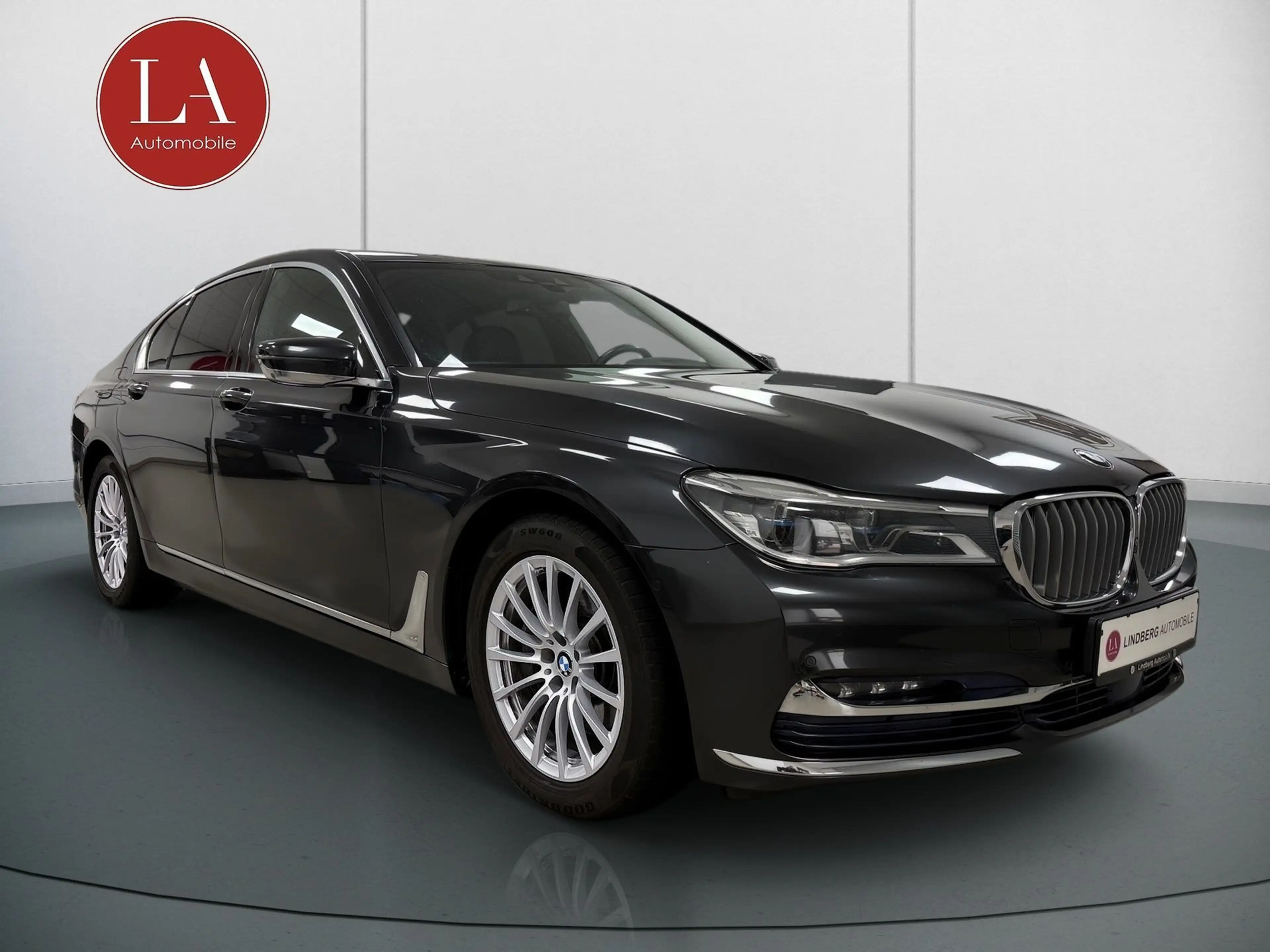BMW 740 d xDrive*360*HUD*SOFTCL*ACC*MASSAGE*H&K* — photo 3