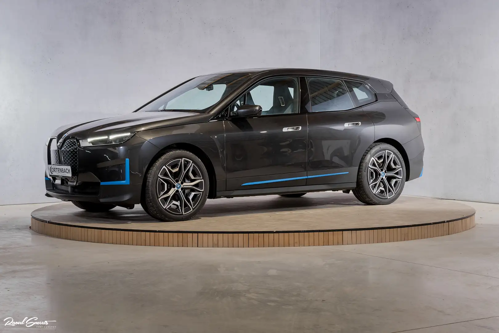 BMW iX xDrive40 High Executive 77 kWh | Head-up display | Negro - 2
