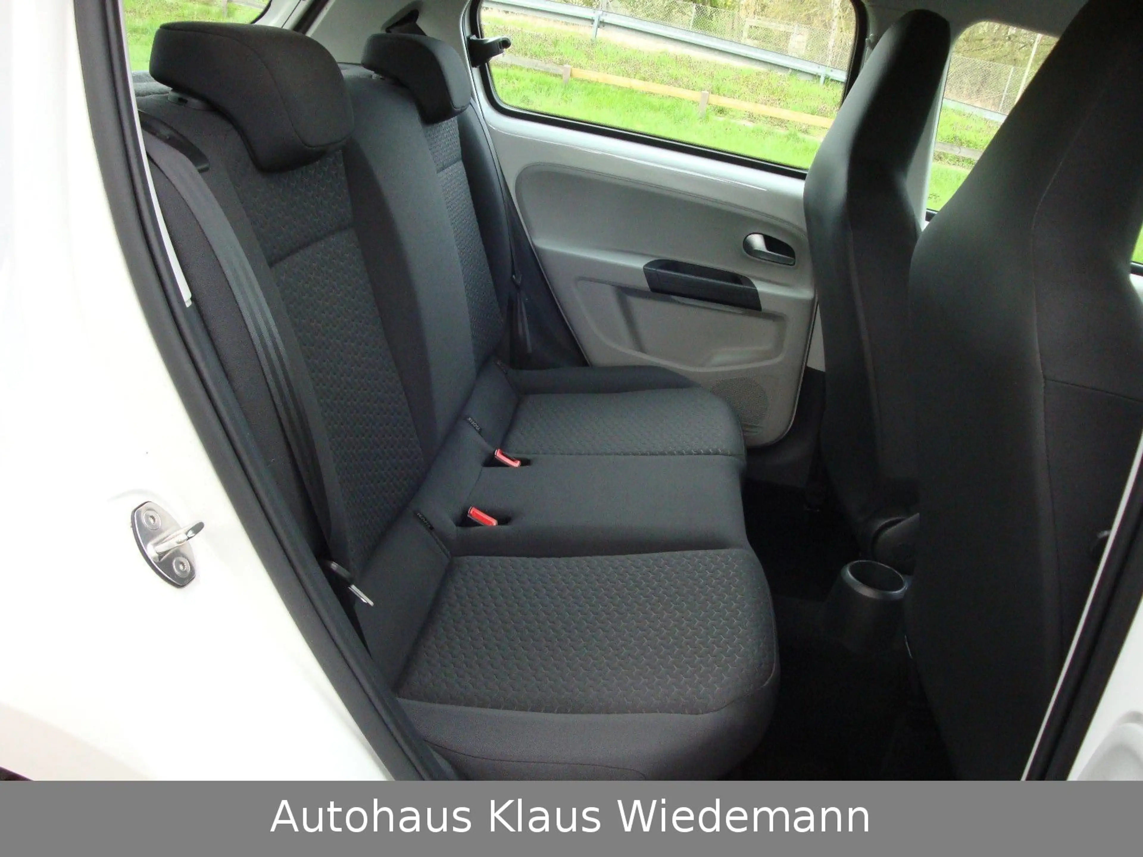 SEAT Mii 1.0 44kW Style - 2.Hd./orig. 25 TKM — photo 14