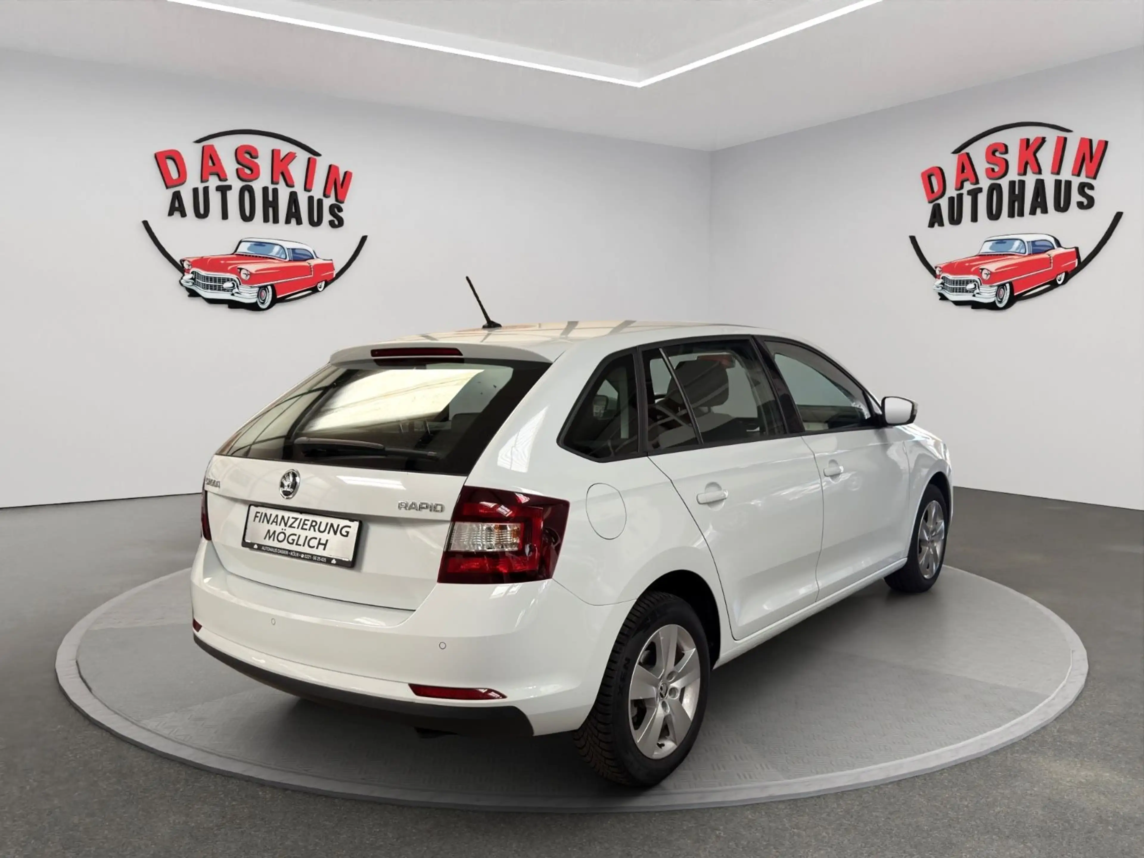 Skoda Rapid/Spaceback Spaceback SCHECKHEFT/SITZHZG/KLIMA/TÜV NEU — photo 7
