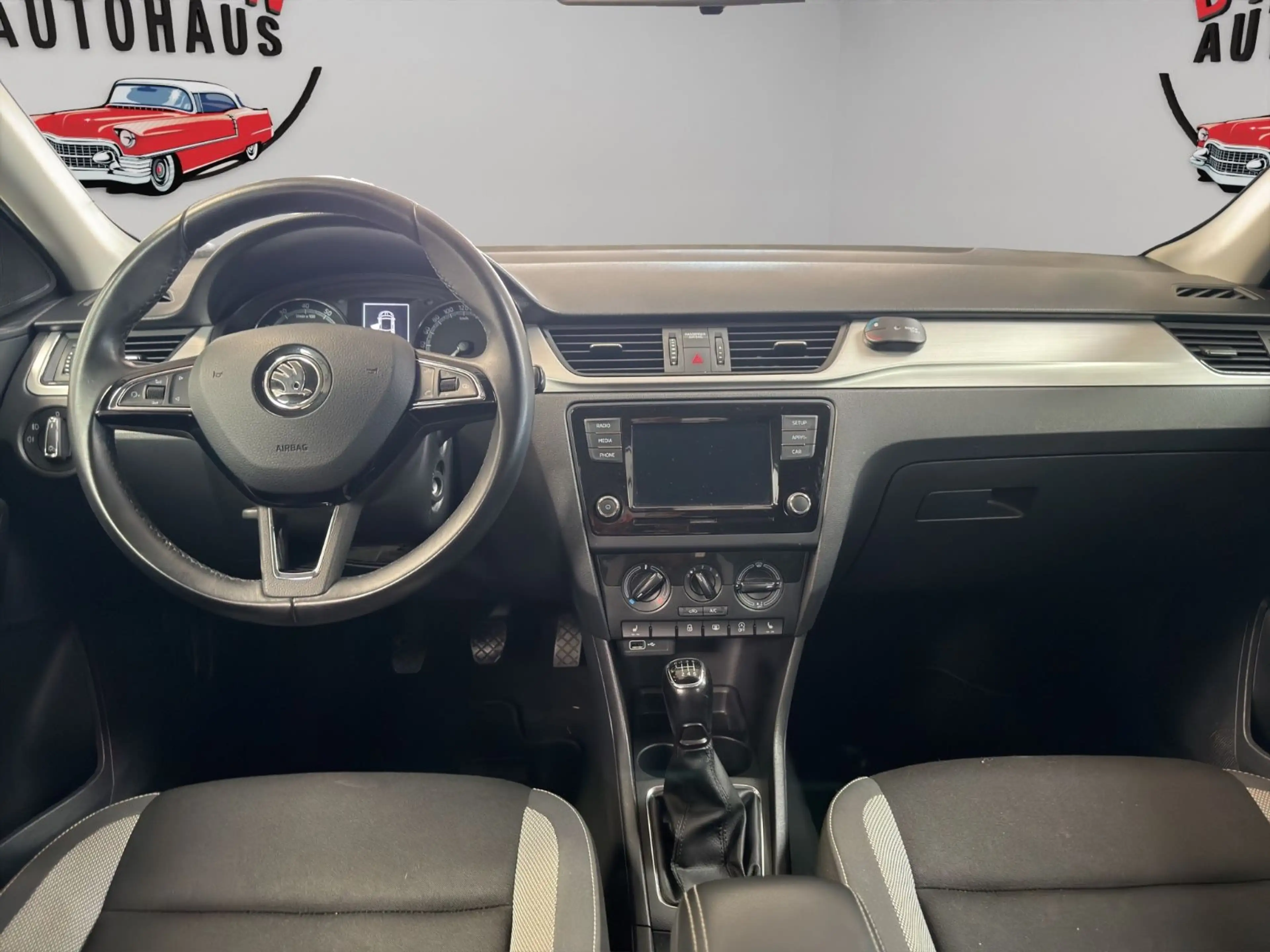 Skoda Rapid/Spaceback Spaceback SCHECKHEFT/SITZHZG/KLIMA/TÜV NEU — photo 11