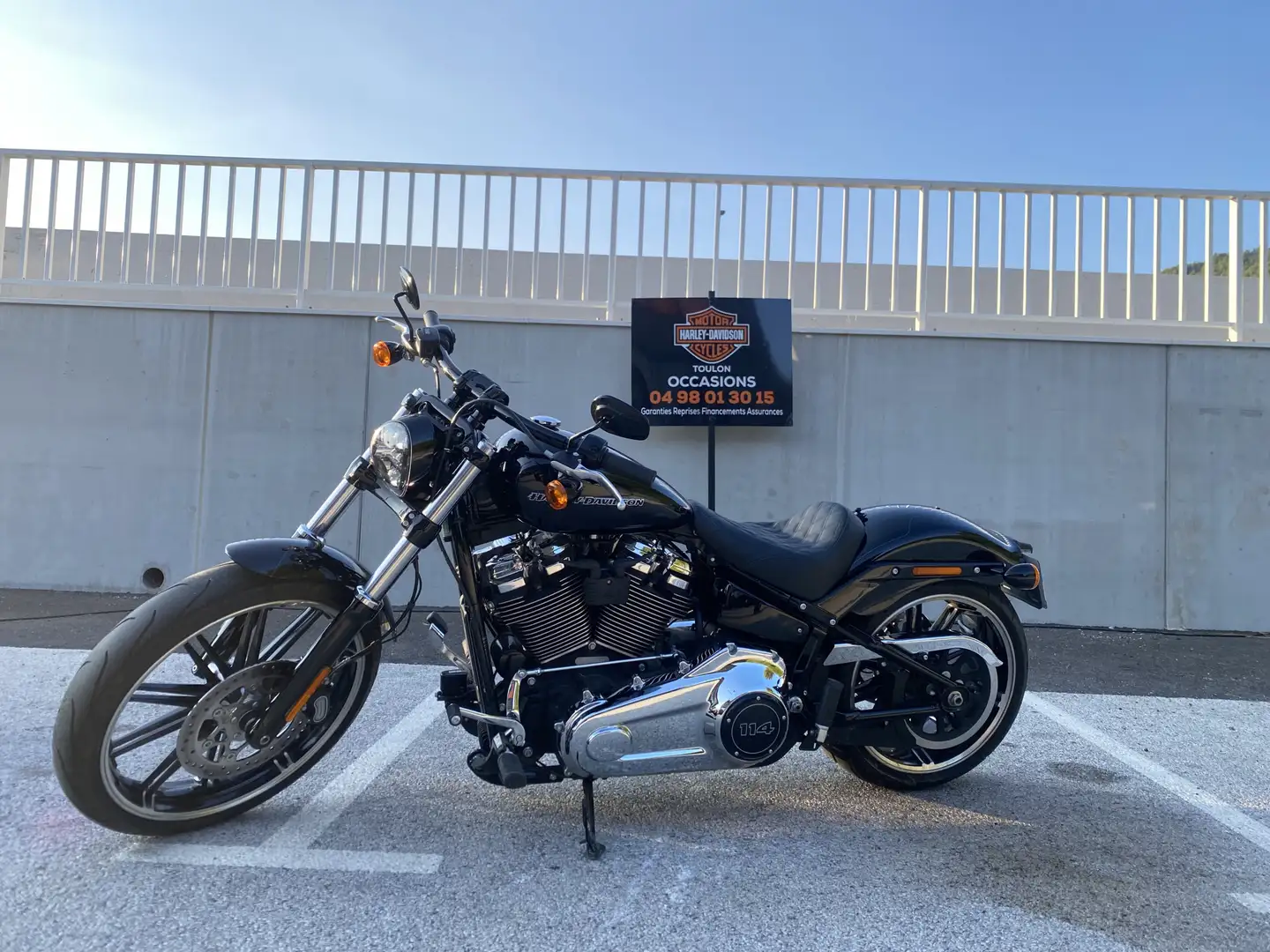 Harley-Davidson Breakout Noir - 2