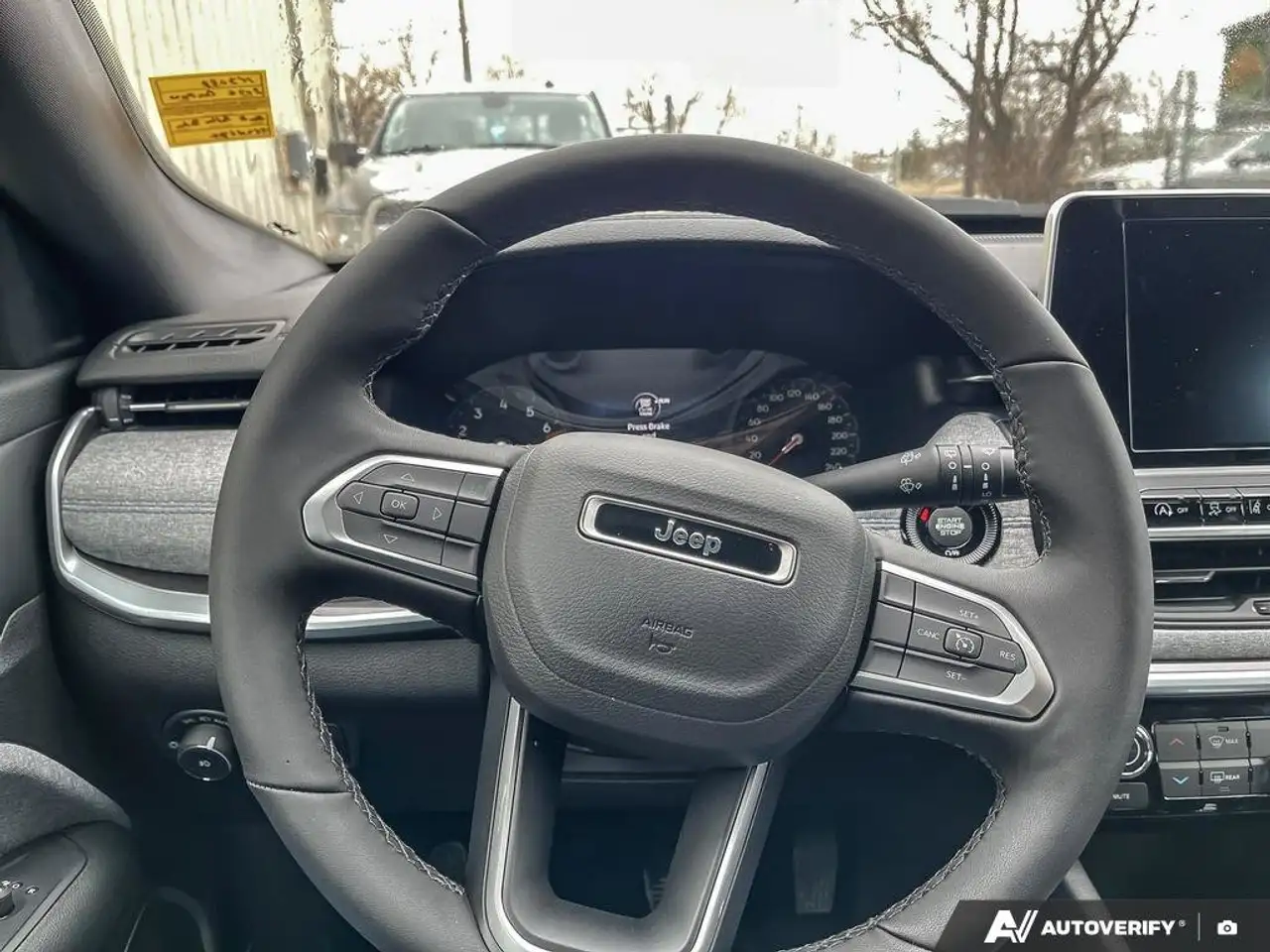 Jeep Compass photo Jeep Compass