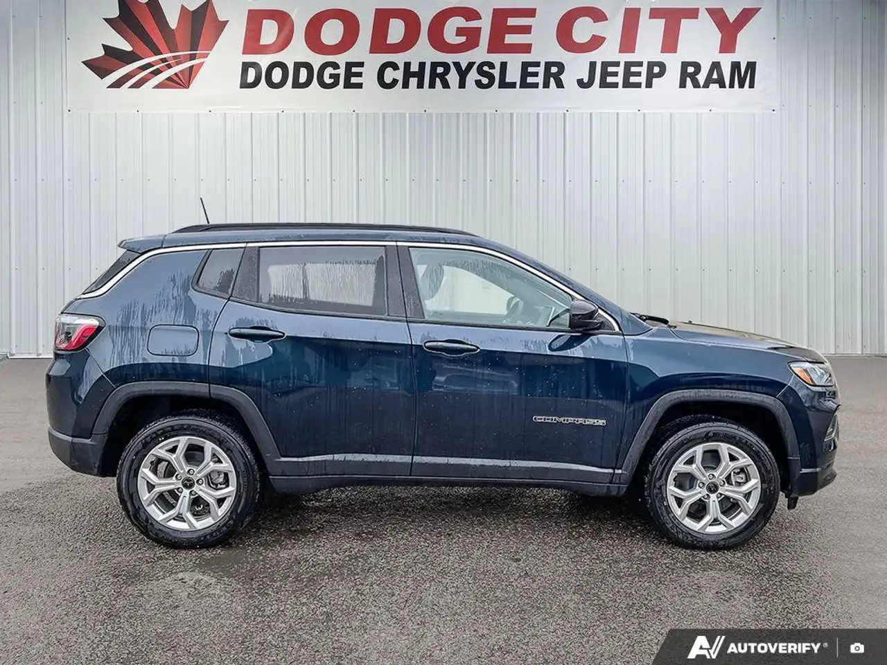 Jeep Compass photo Jeep Compass