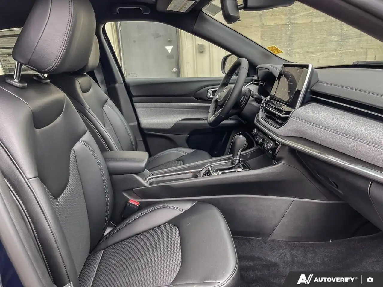 Jeep Compass photo Jeep Compass
