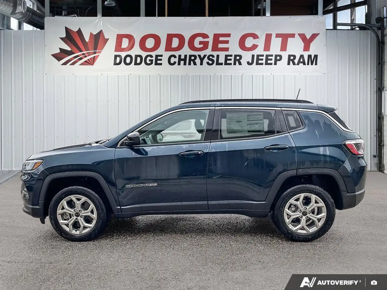 Jeep Compass photo Jeep Compass