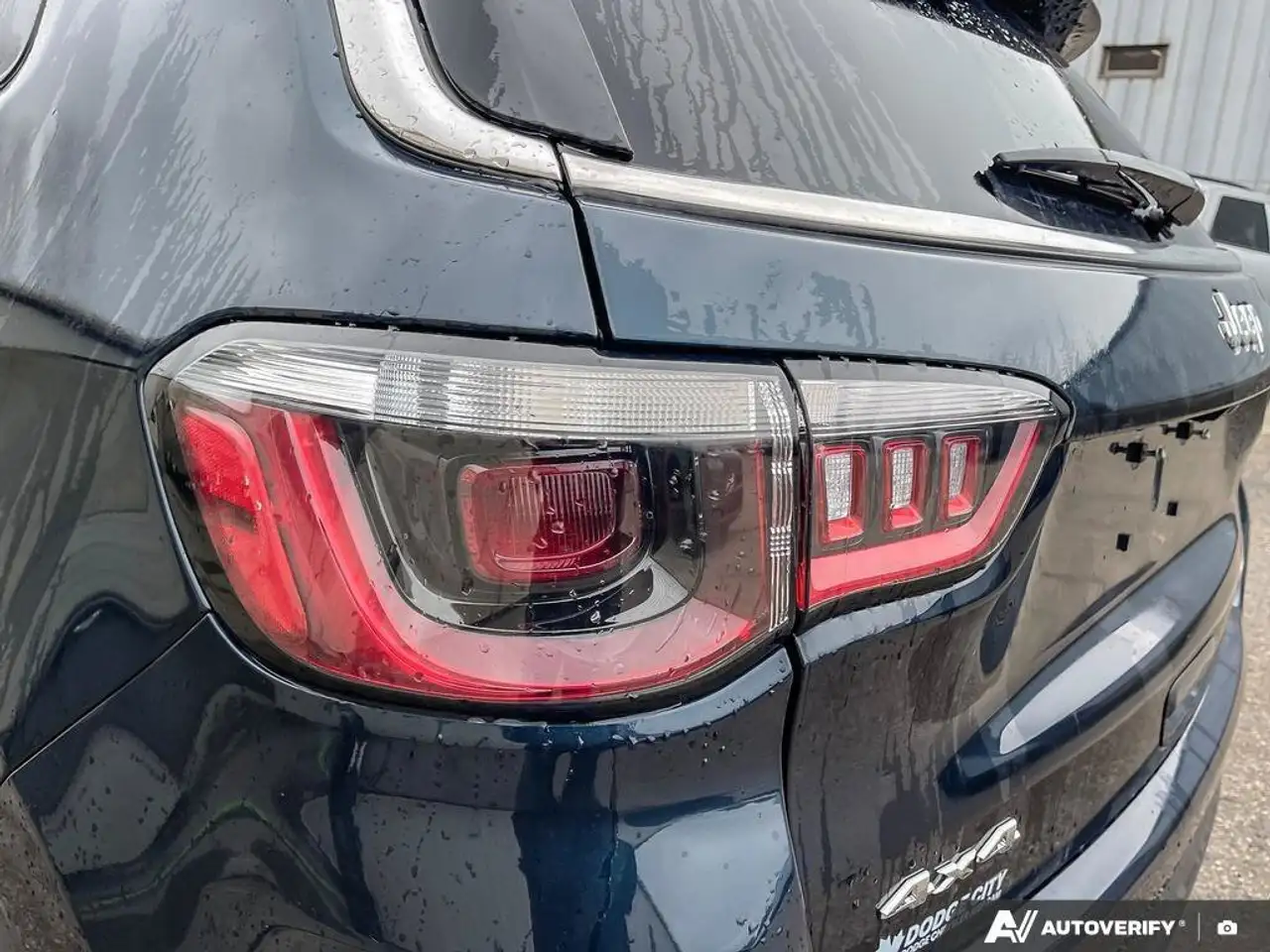 Jeep Compass photo Jeep Compass