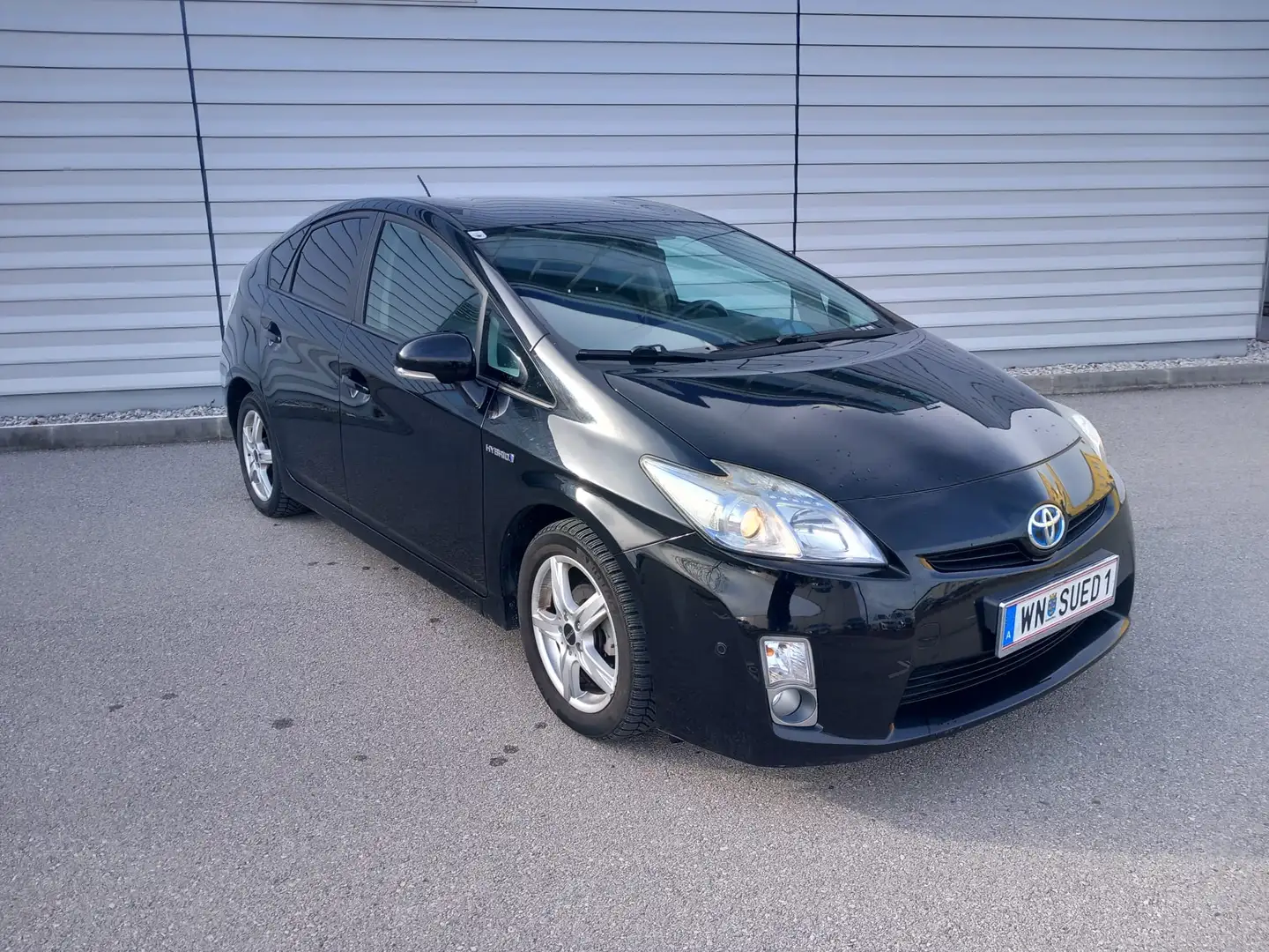 Toyota Prius Prius 1,8 VVT-i Hybrid Schwarz - 1