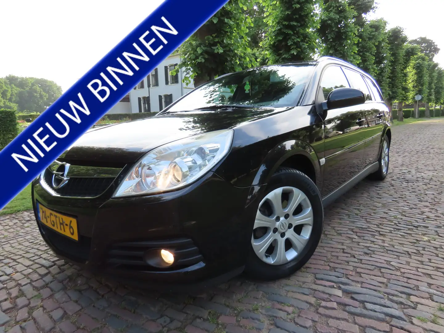 Opel Vectra Wagon 1.8-16V Business Ecc Cruisecontrol Leer/Stof Noir - 1