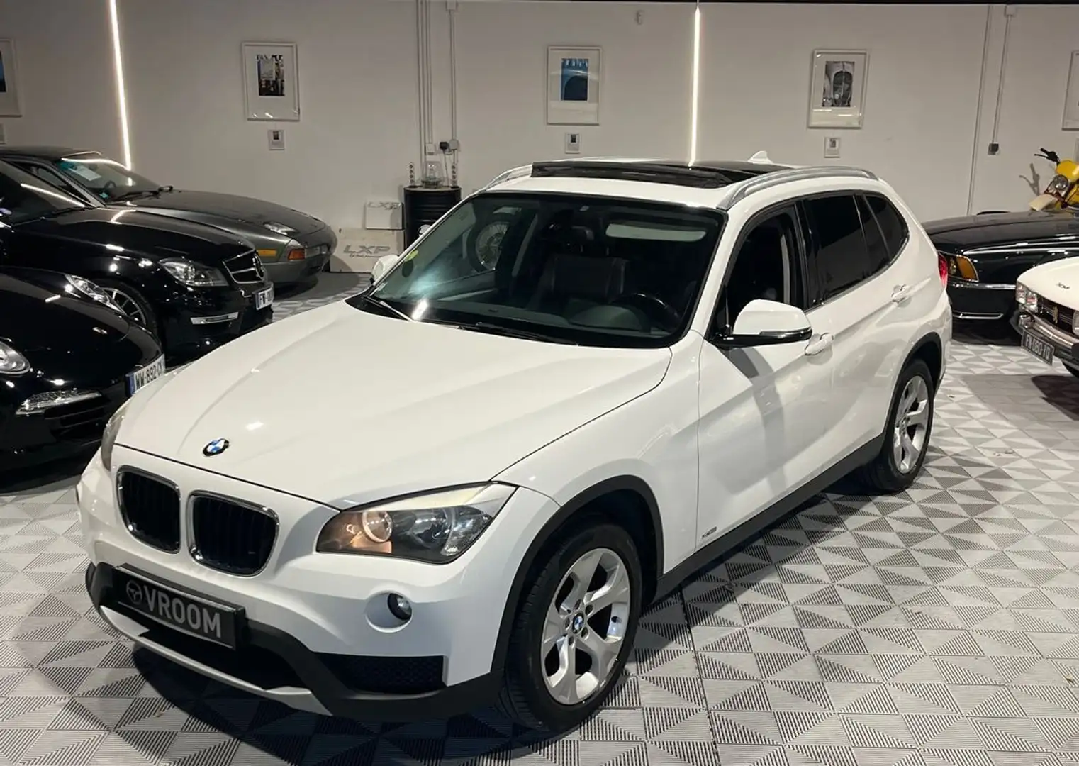 BMW X1 (e84) (2) xdrive18d 143 executive Blanc - 1