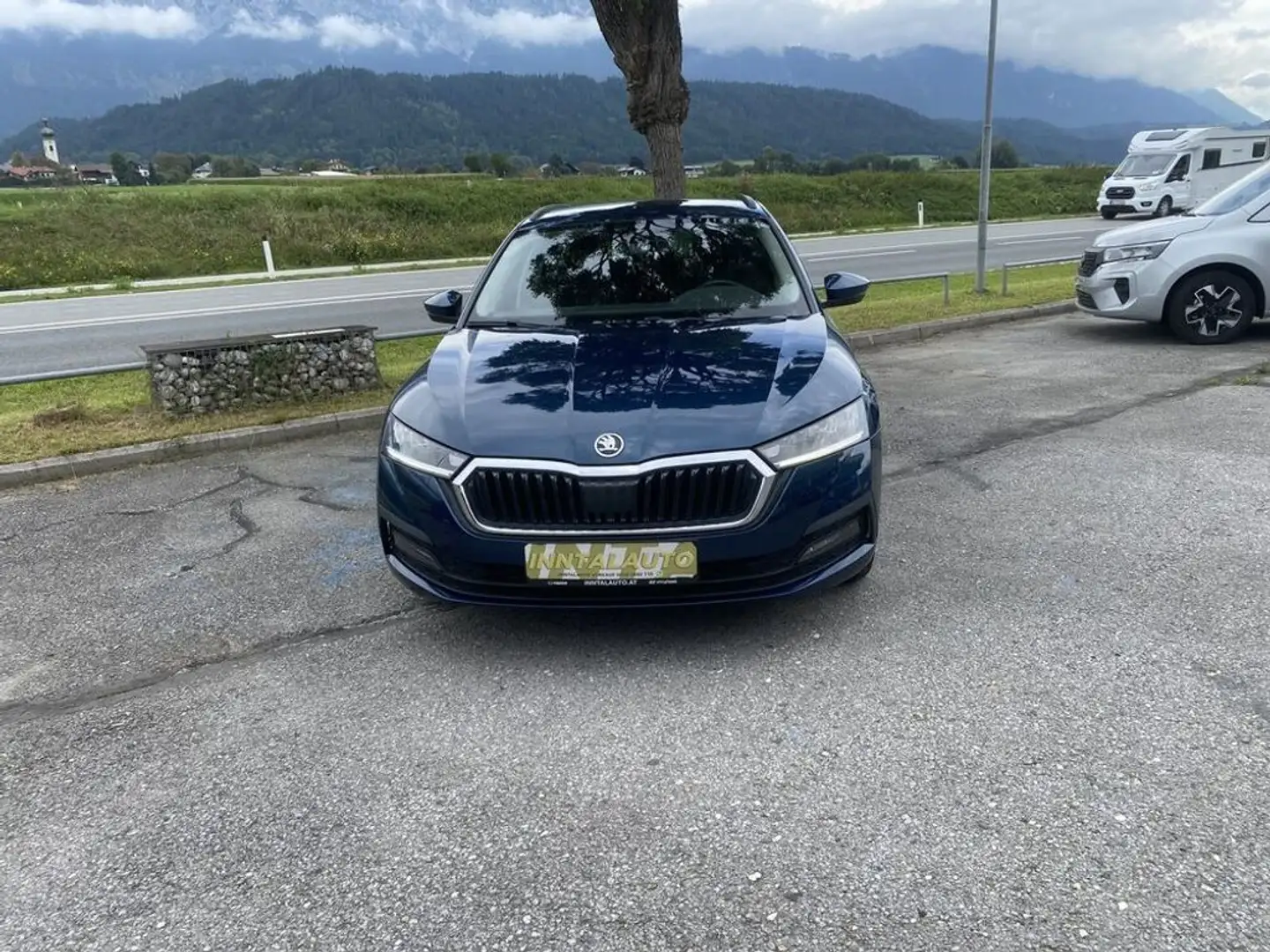 Skoda Octavia Ambition Blau - 2