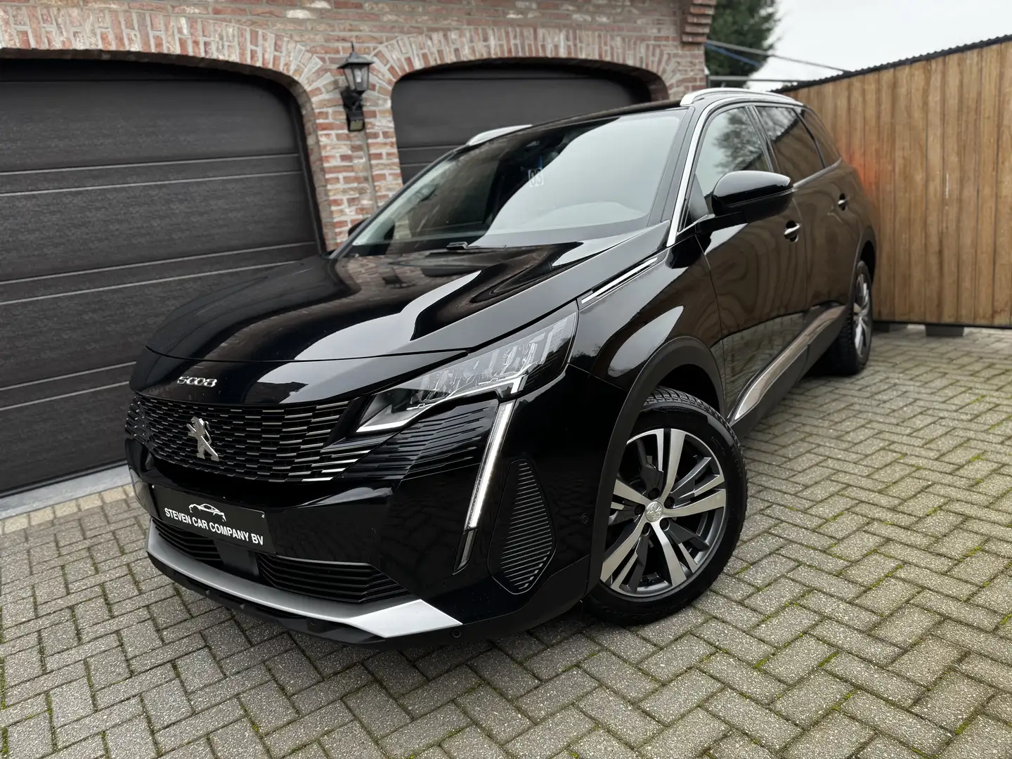 Peugeot 5008 | 7 PLAATS | FULL LED | NAVI | CAMERA | KEYLESS | Schwarz - 1
