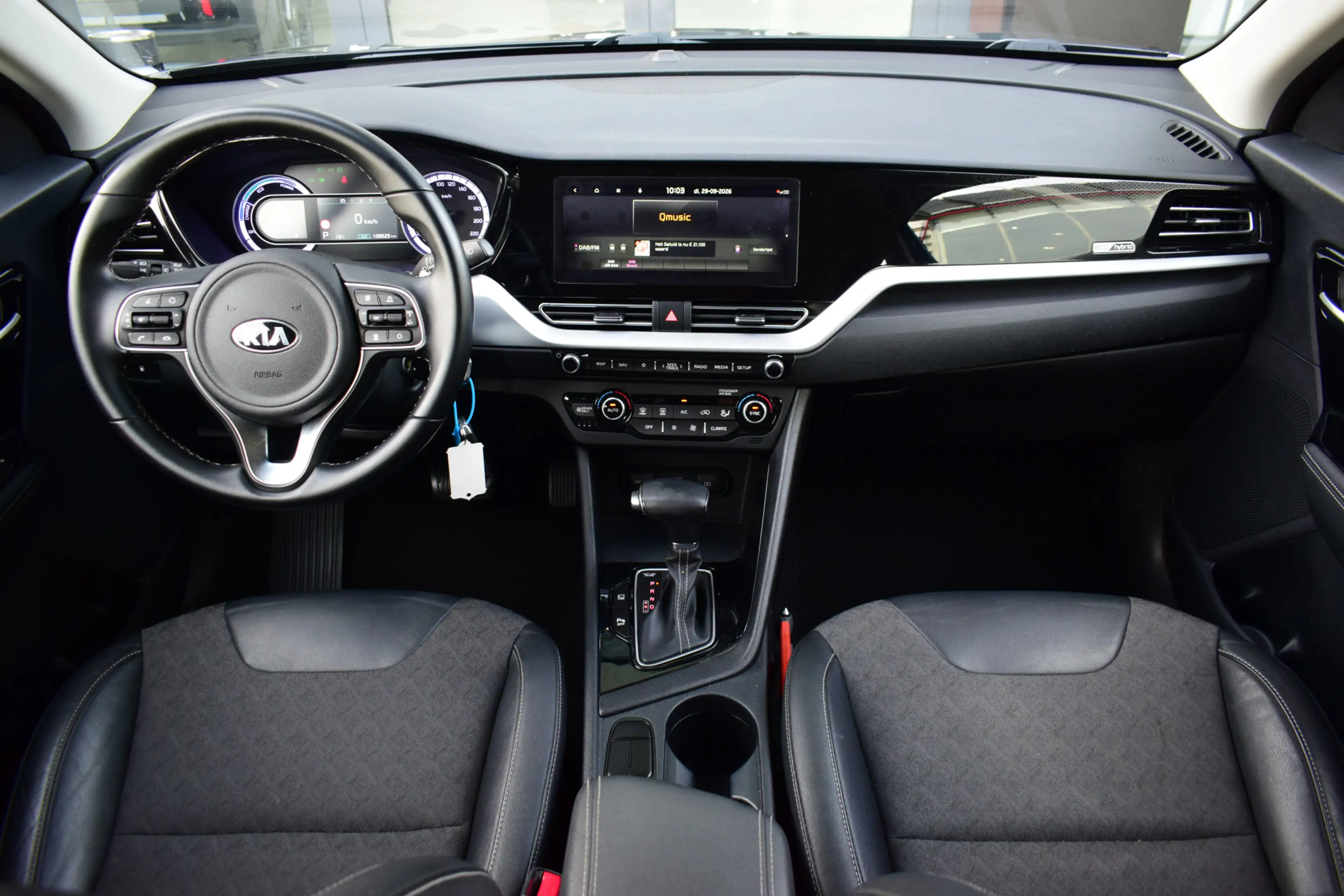 Kia Niro 1.6 GDi Hybrid DynamicLine | Navi | PDC | LED | Ad — photo 3