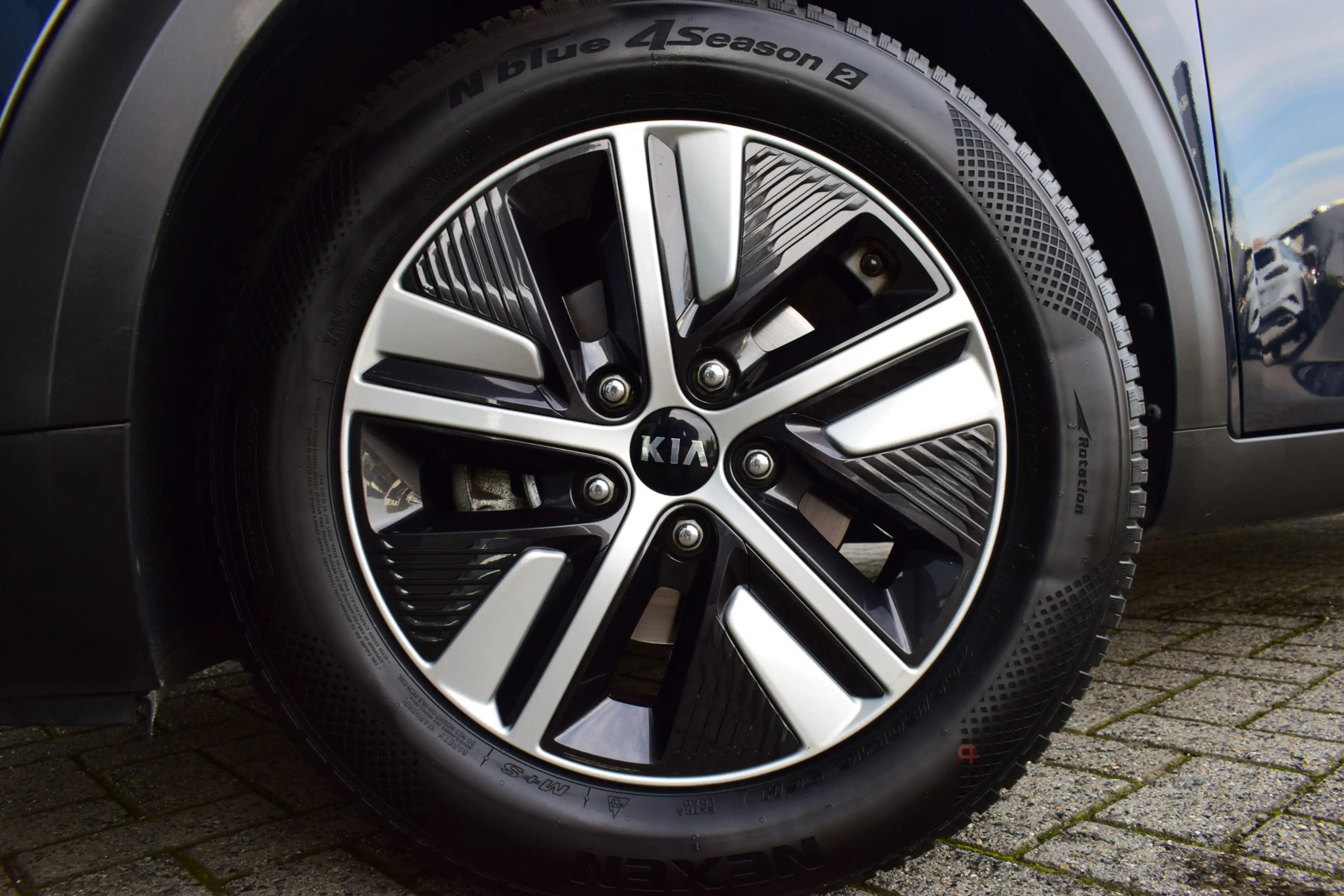 Kia Niro 1.6 GDi Hybrid DynamicLine | Navi | PDC | LED | Ad — photo 21