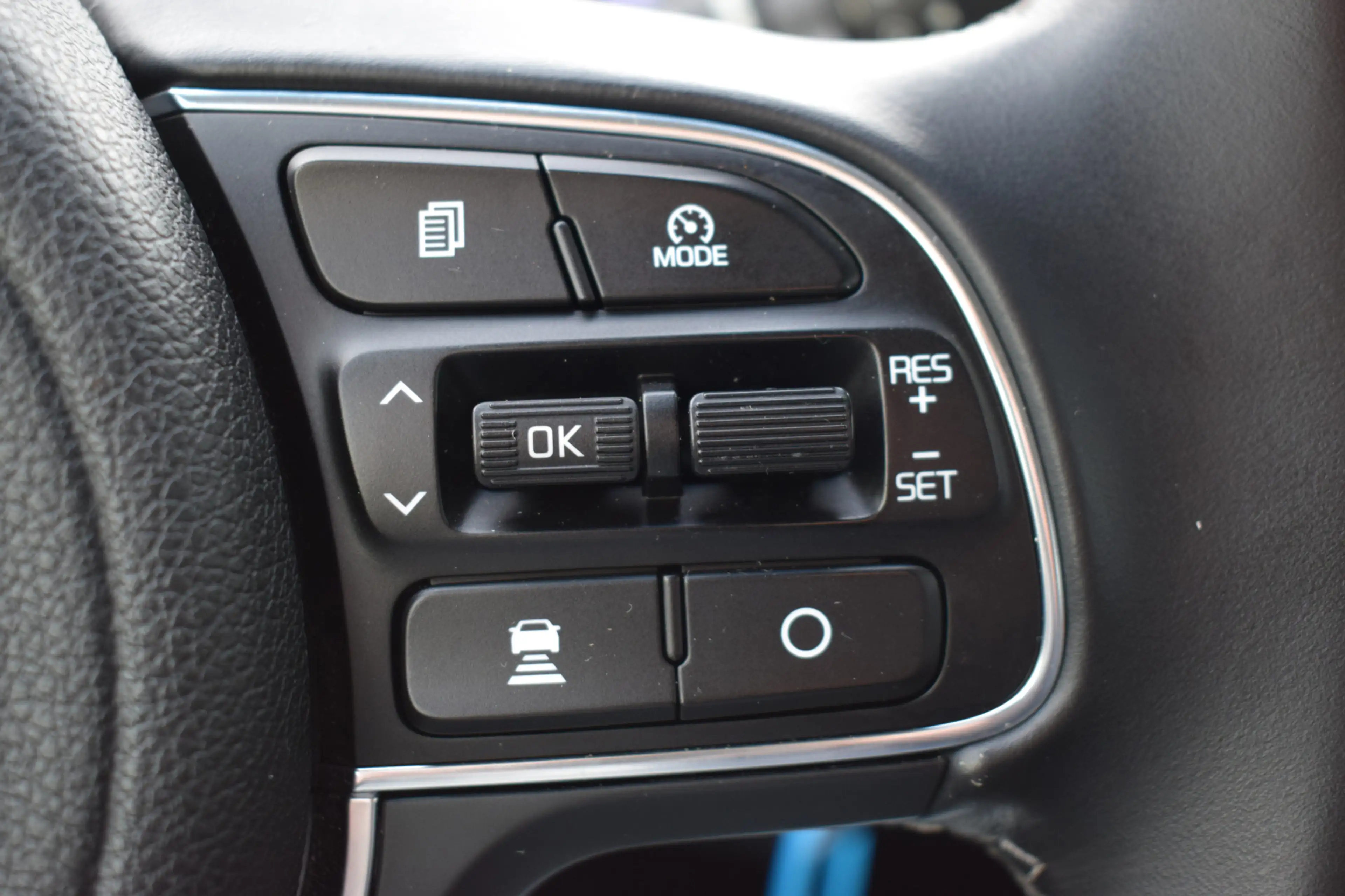 Kia Niro 1.6 GDi Hybrid DynamicLine | Navi | PDC | LED | Ad — photo 15