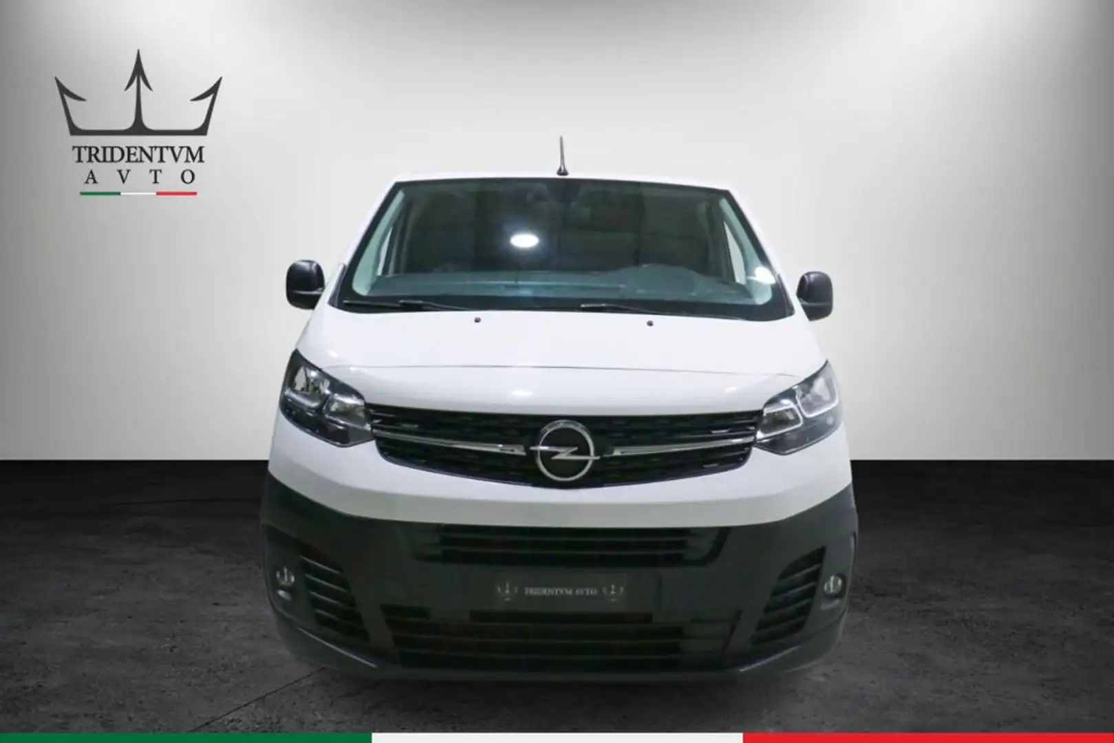 Opel Vivaro 2.0d 180cv Enjoy S&S L3H1 portata maggiorata AT8 Bianco - 2