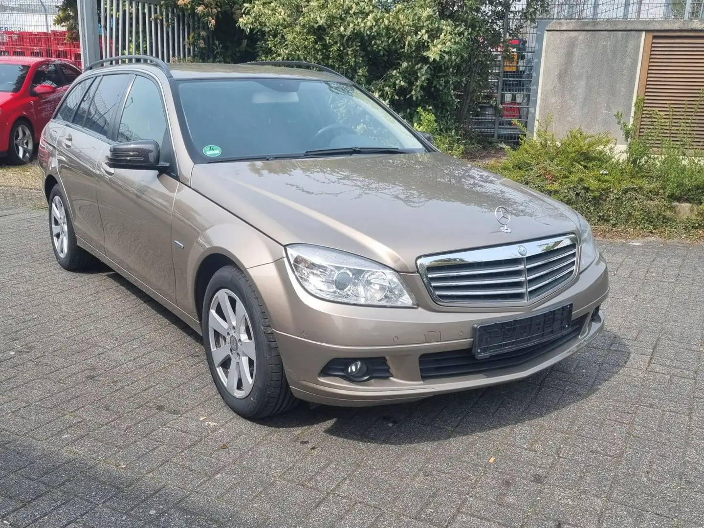 Mercedes-Benz C 220 CDI T-Modell BlueEfficiency Automatik Beige - 1
