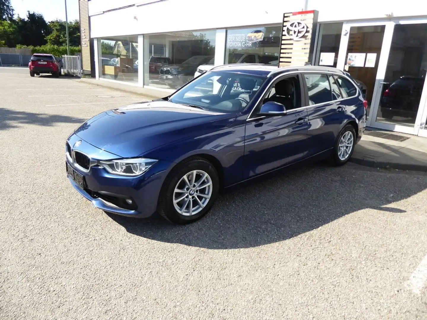 BMW 318 d Touring *LED*KAMERA*LEDER* Blau - 2