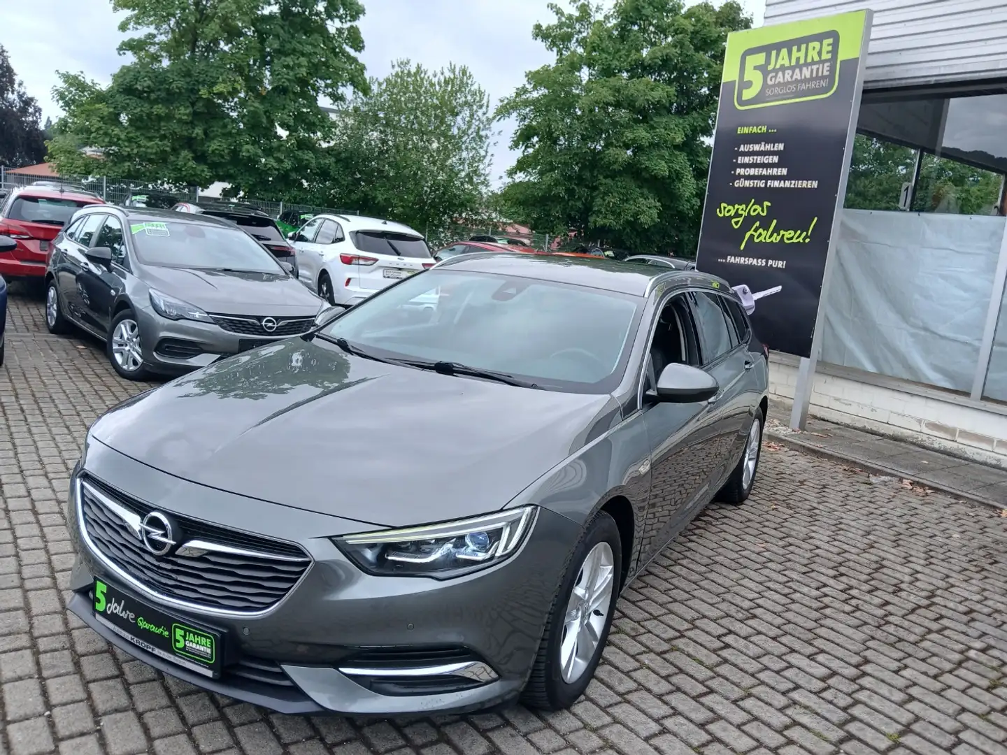 Opel Insignia B ST 2.0 CDTI Navi,Eletr.Heckklappe Grau - 2