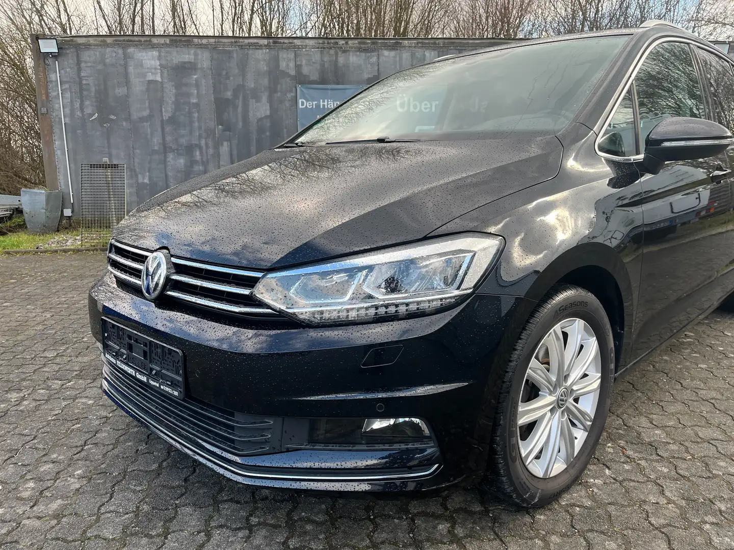 Volkswagen Touran Highline BMT/Start-Stopp Schwarz - 1