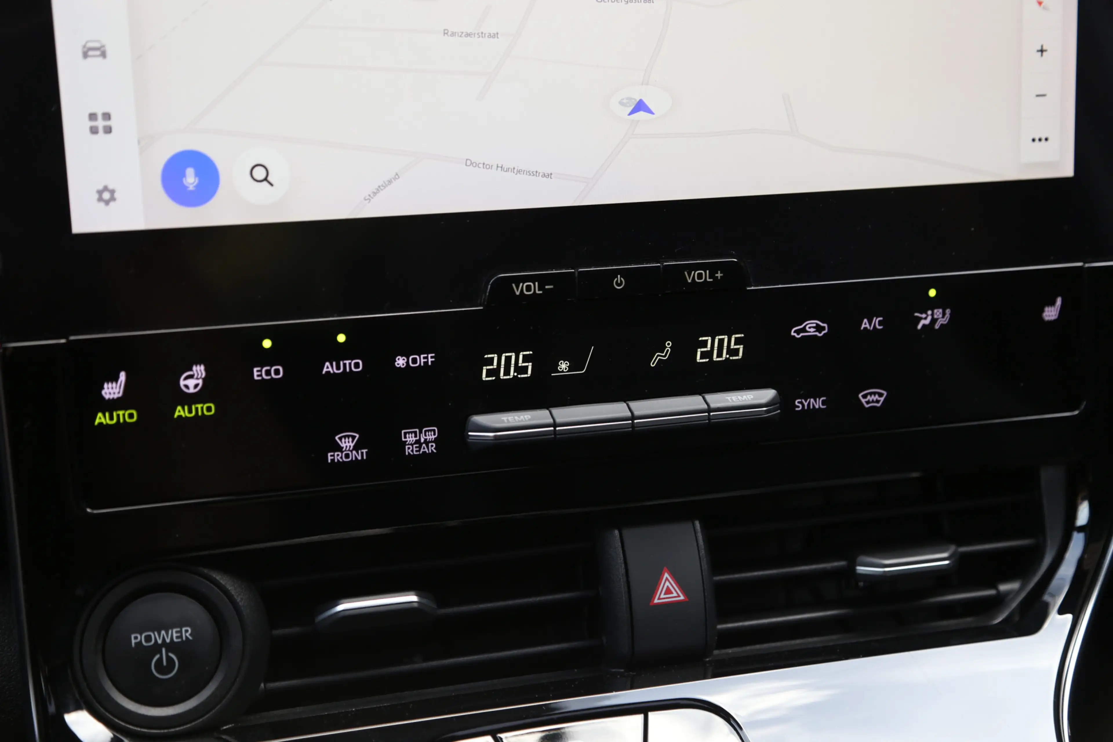 Subaru Solterra Sky Package 71 kWh Panorama Leer ACC 360view Harma — photo 9