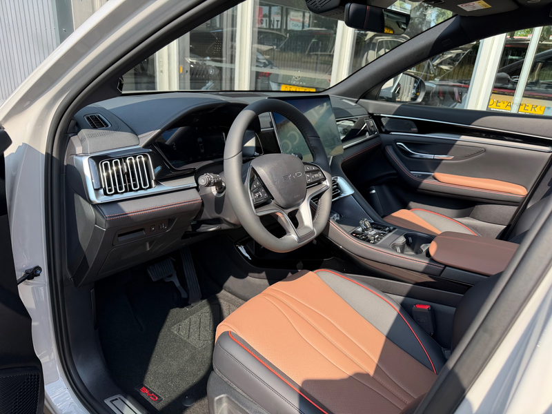 BYD Seal U 1.5 DM-i FWD Boost plug in hybride pano , vol=opti — photo 6