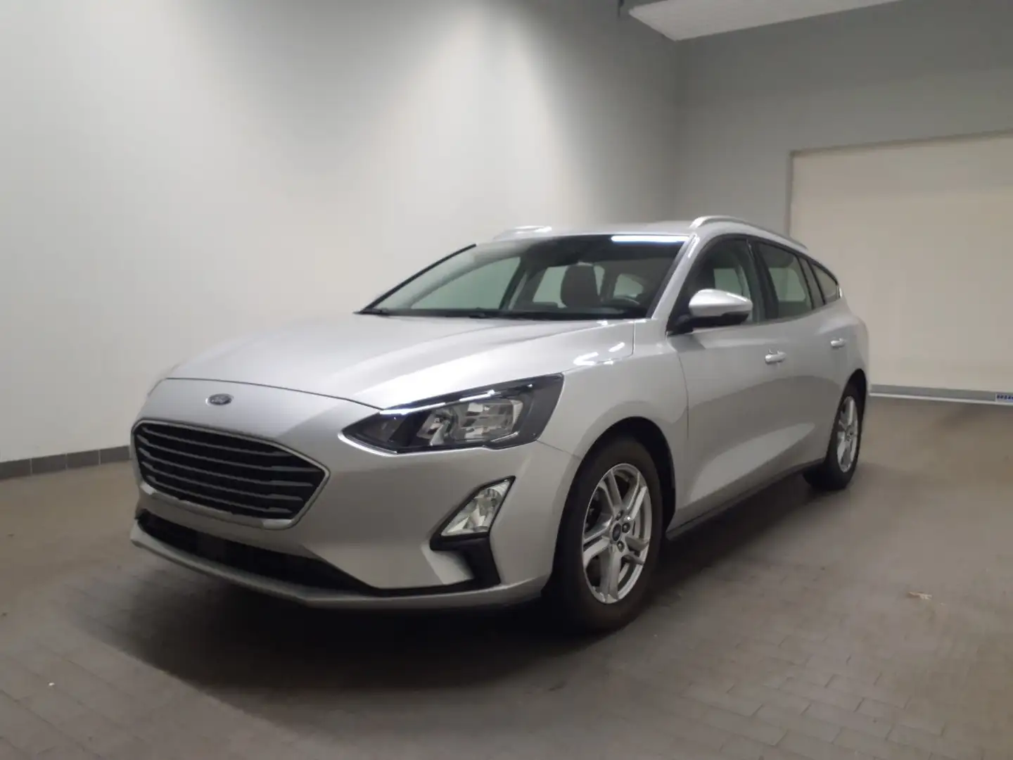 Ford Focus Cool & Connect NAV LED TEMP APPLINK SHZ PDC AC BC Argent - 1