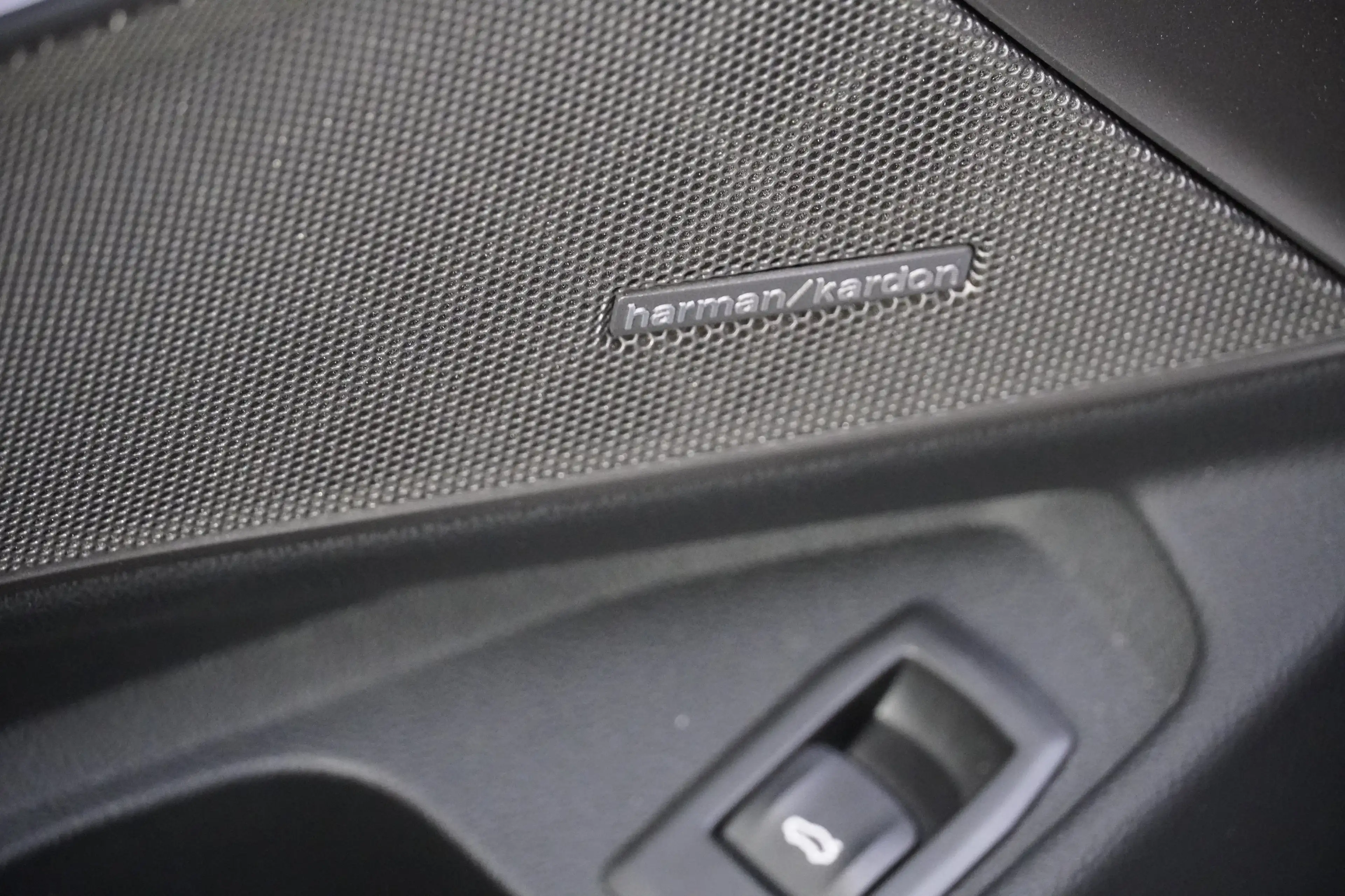 BMW M3 Touring xDrive Competition — photo 8