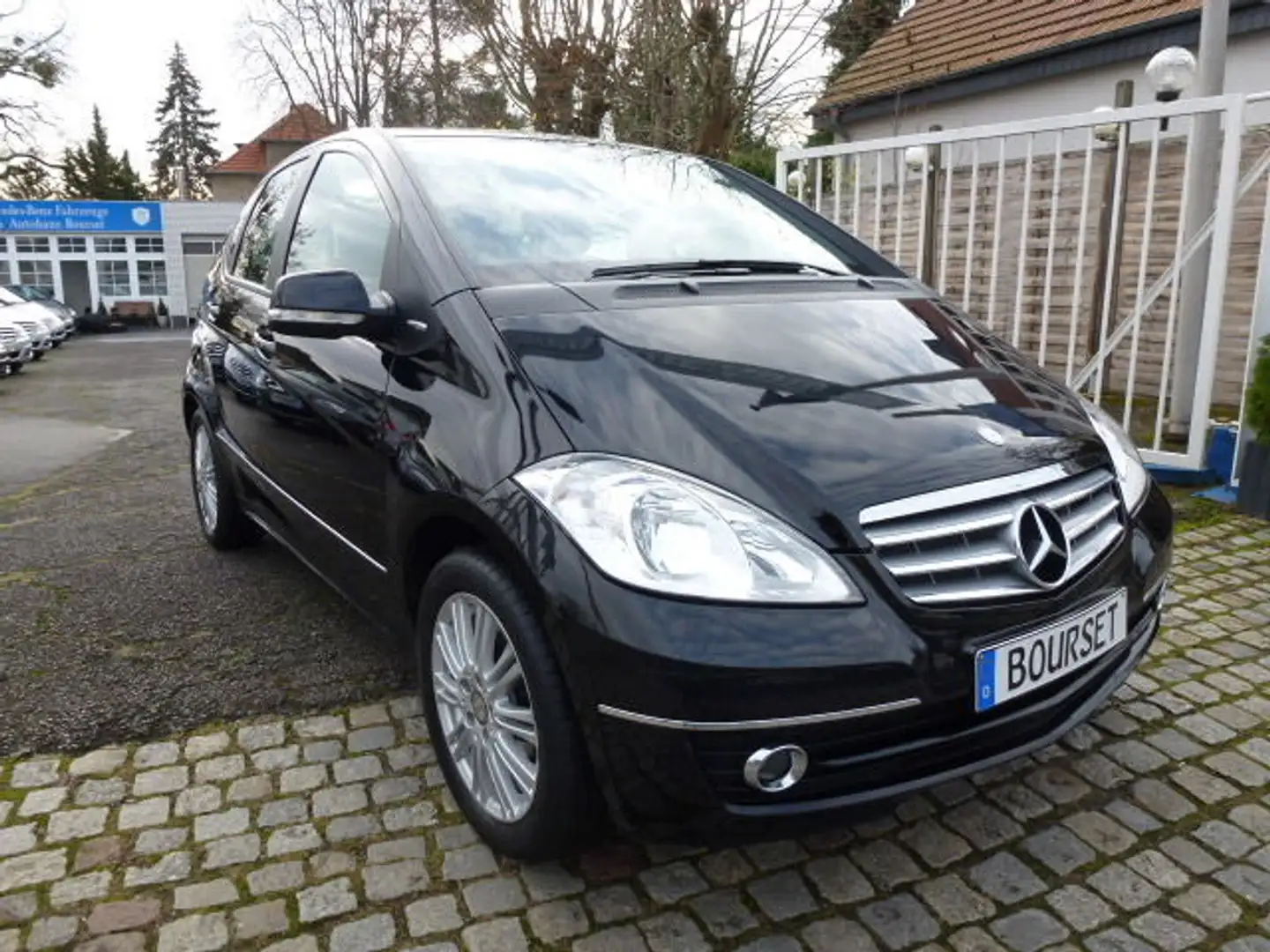 Mercedes-Benz A 150 ELEGANCE Autom-Klima-erst 59.000 KM Sitzheizung - Schwarz - 2