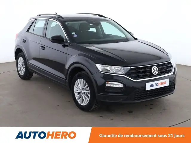Volkswagen T-Roc view 8