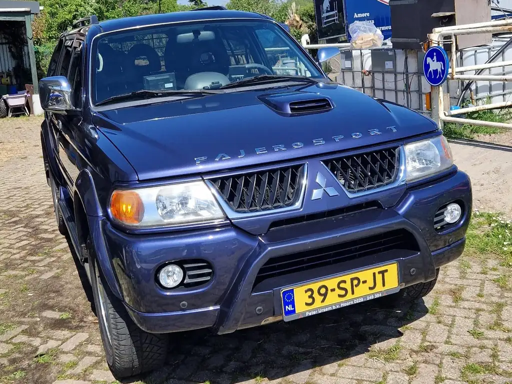 Mitsubishi Pajero Sport 2006 из Европы — купить под ключ