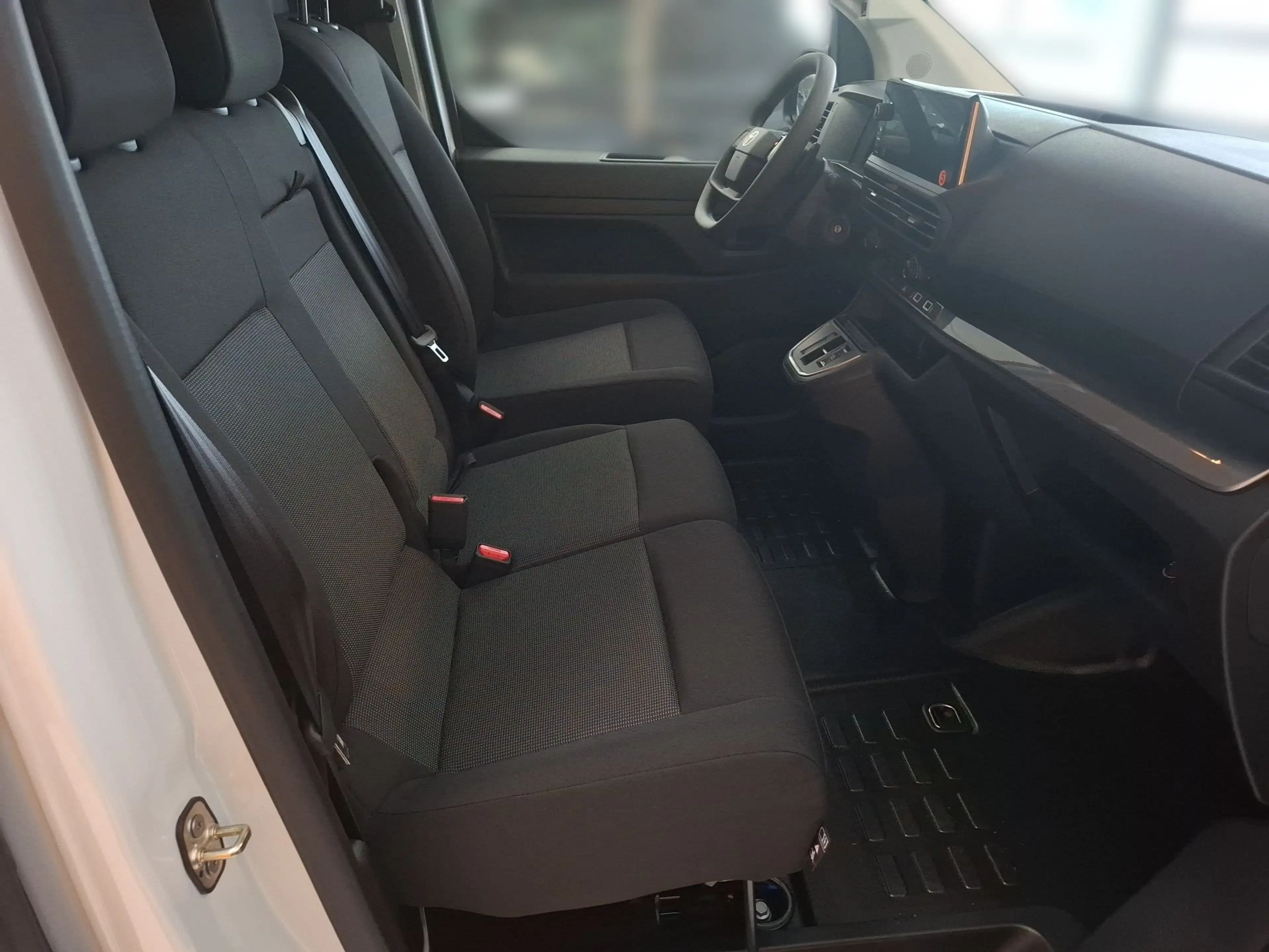 Toyota Proace Kasten L2 (75kWh) Kasten Electric Meister — photo 13