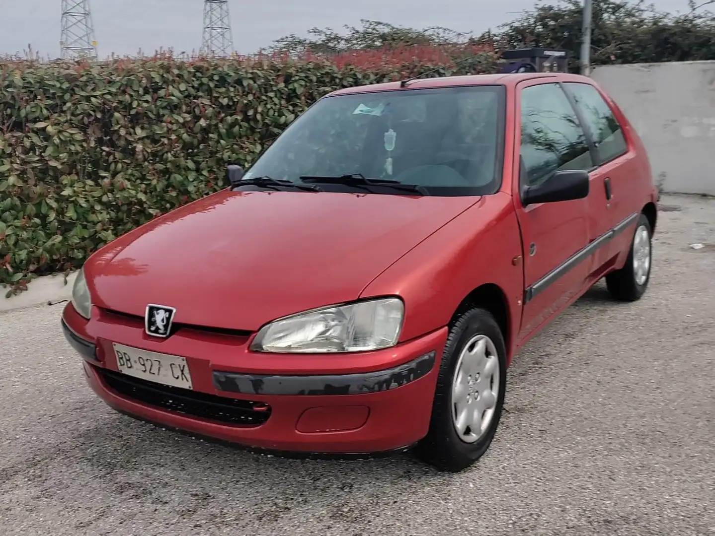 Peugeot 106 106 II 1996 3p 1.1 Open Rojo - 2