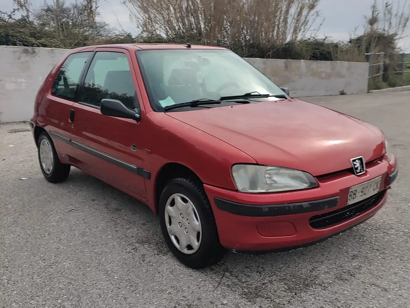 Peugeot 106 106 II 1996 3p 1.1 Open Rojo - 1