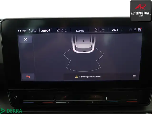 CUPRA Leon view 14