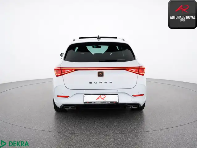 CUPRA Leon view 4