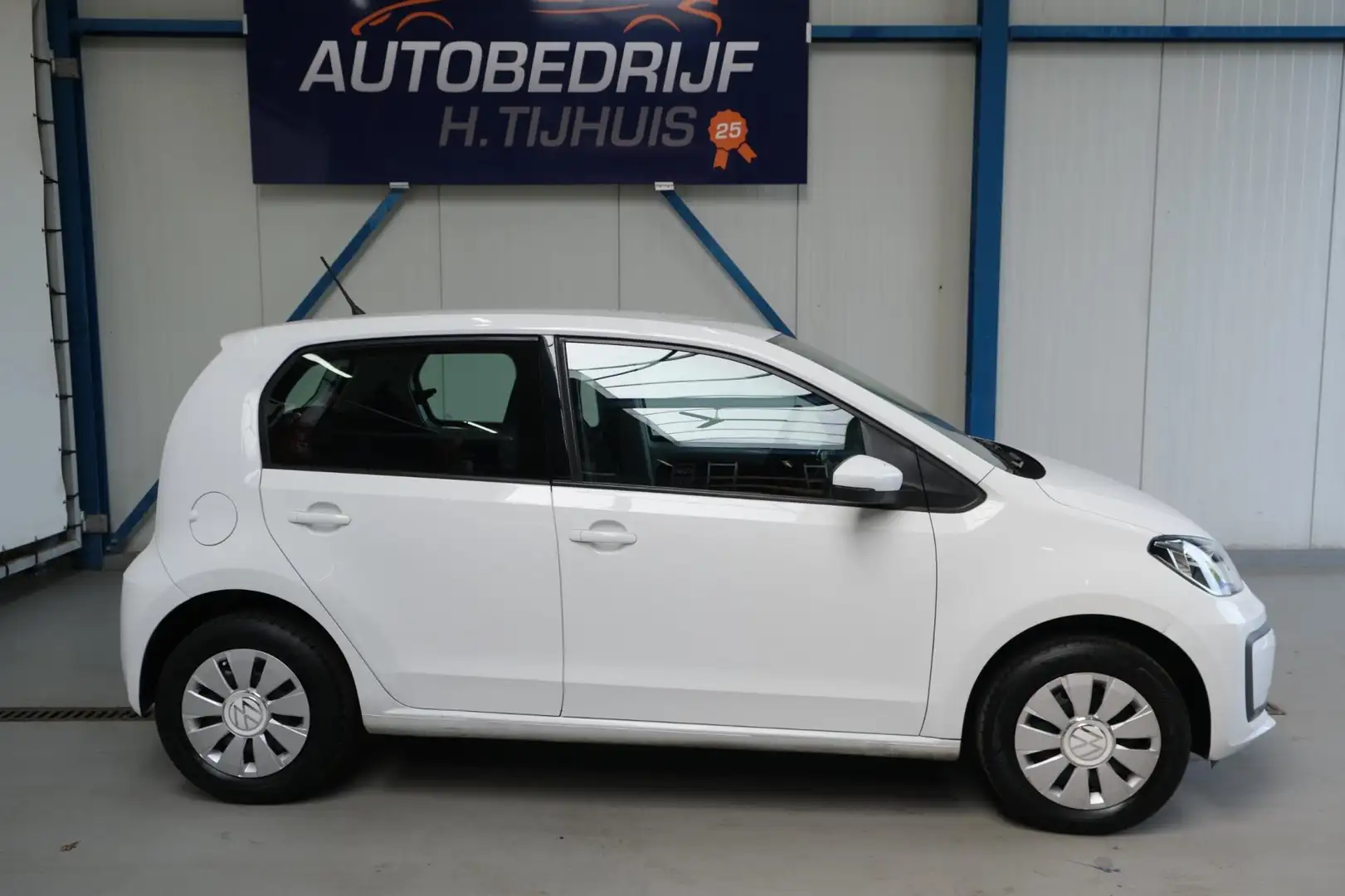 Volkswagen up! 1.0 - N.A.P. Airco. Weiß - 2